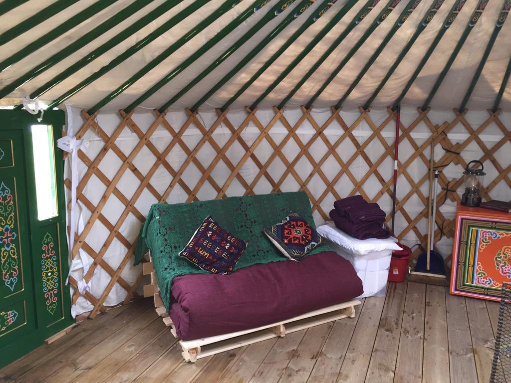 Hotel The Yurt Isle of Gigha Exterior foto